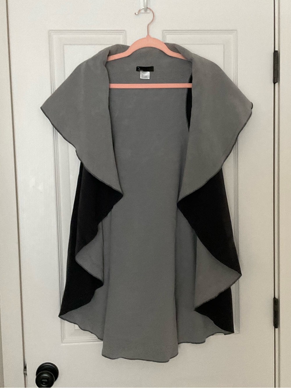 Noir Reversible Gray and Black Open-Front Waterfall Sweater Vest
